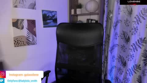 lolaasmith_21 online show from 11/17/24, 11:47