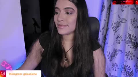 lolaasmith_21 online show from 12/09/24, 11:57