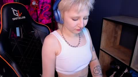 love_pufff online show from 01/08/25, 06:22