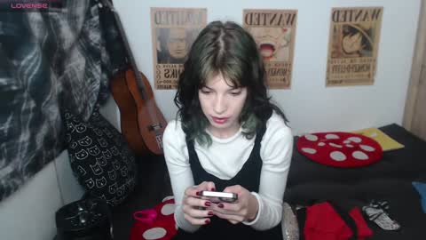 Cassie online show from 11/18/24, 05:31