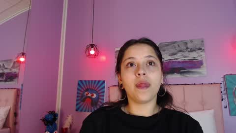 Sara luciana online show from 12/10/24, 11:51