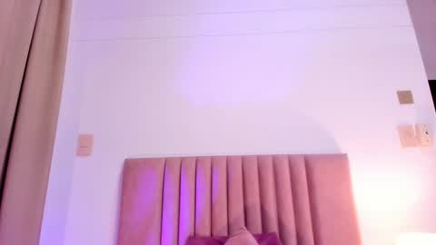 LucyJhonsonn online show from 12/03/24, 12:52