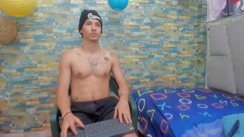 itgram pezlo josue online show from 01/11/25, 01:07