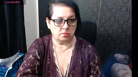 Madam Sanjanne online show from 11/17/24, 03:24