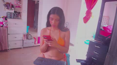 madelyn roses online show from 11/23/24, 03:14