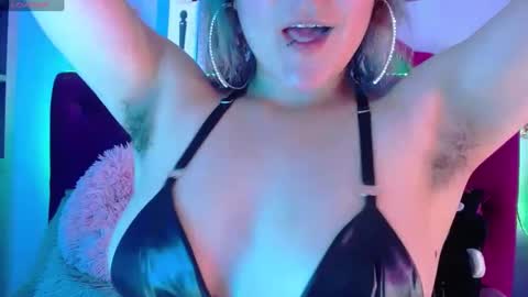 Maria Paula online show from 12/30/24, 11:53