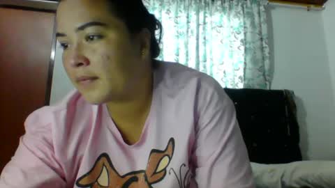 maria061695 online show from 02/12/25, 12:40