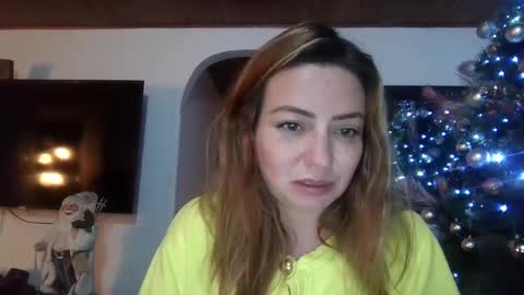 maria_juliana8 online show from 12/04/24, 11:37