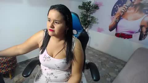 mayte_horny19 online show from 12/10/24, 03:10