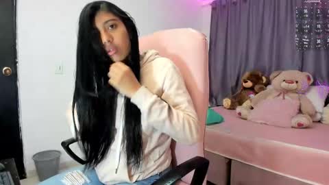 melany_steell online show from 12/28/24, 11:38