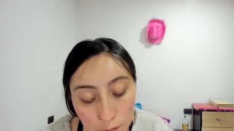 mia kaneee online show from 12/11/24, 12:26