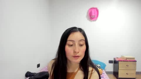 mia kaneee online show from 12/07/24, 12:26