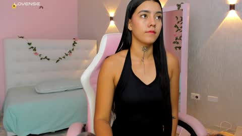 Mia Gomez online show from 11/20/24, 01:04