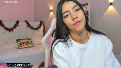 Mia Gomez online show from 12/07/24, 12:18