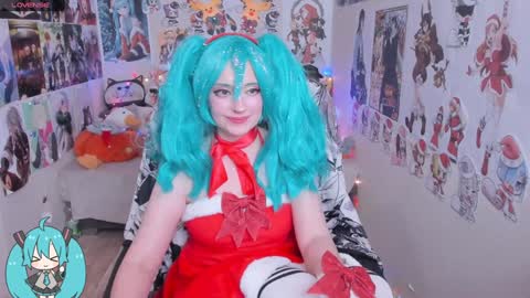 Miku online show from 12/19/24, 06:52