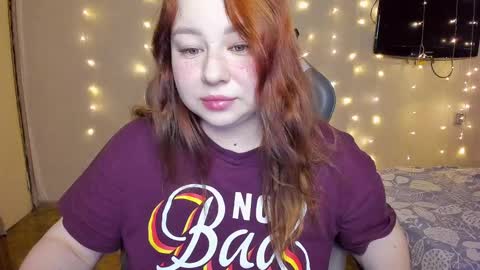 Mila shy sensual person  online show from 11/19/24, 01:59