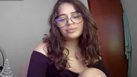 mily rose online show from 12/02/24, 03:33