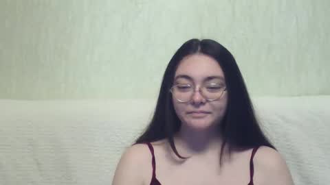 miss_mona_ online show from 01/08/25, 03:08