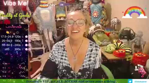 Tulsa Mae aka Mz. Pahkah online show from 11/21/24, 01:55