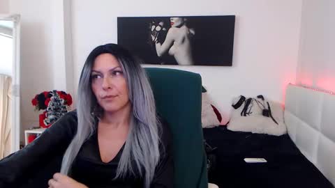 MistressEvelyn  online show from 12/10/24, 06:48