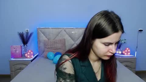 MollyTravis online show from 01/11/25, 09:31