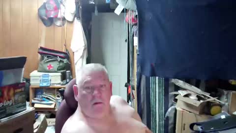 mr_canoe_licker_69 online show from 11/16/24, 11:55