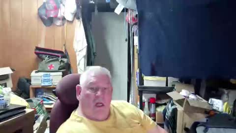 mr_canoe_licker_69 online show from 11/22/24, 02:47