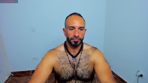 mr_maik22 online show from 12/02/24, 12:52