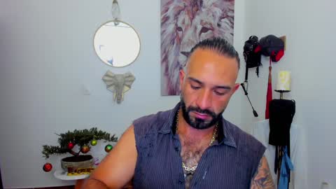 mr_maik22 online show from 01/03/25, 11:29