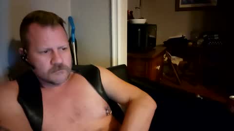 mrleather online show from 01/03/25, 12:41