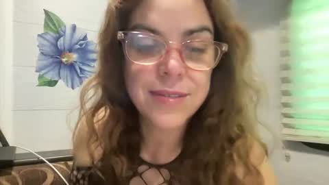 mrs_kinkie online show from 12/07/24, 04:27