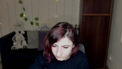 Jenya online show from 12/17/24, 06:33