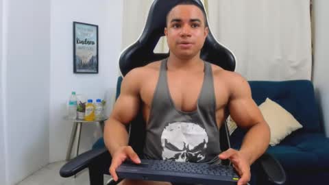 myke_muscle online show from 11/24/24, 10:50