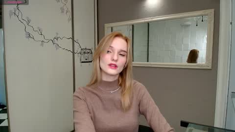 Nadya online show from 12/20/24, 12:54