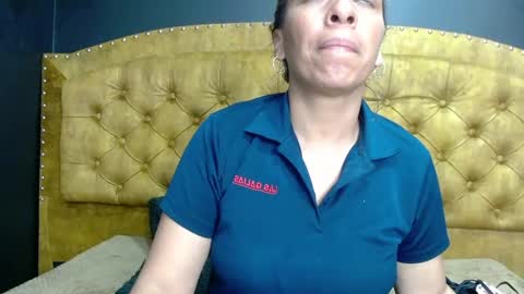 Nathalia online show from 11/19/24, 03:35