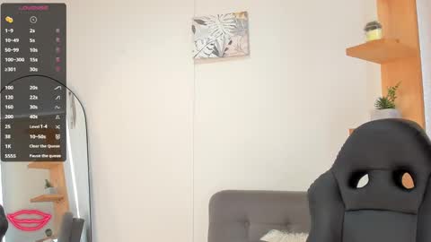 nathalyxx_ online show from 12/05/24, 02:52