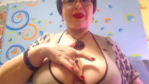 OldKinkyMILF online show from 12/05/24, 07:40