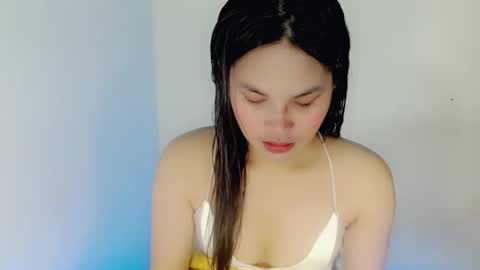 nicole_kiss01 online show from 11/13/24, 10:28