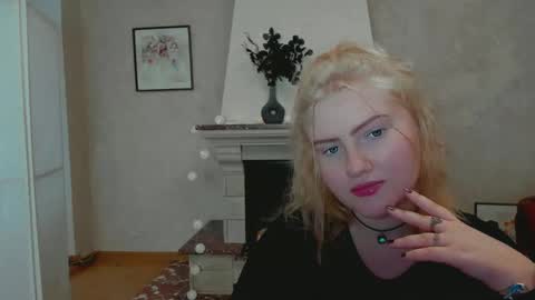 nika_drake online show from 01/22/25, 12:34