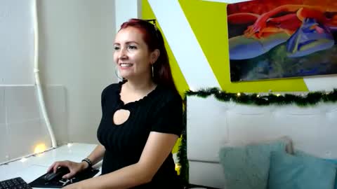 Niky milf online show from 12/25/24, 01:48