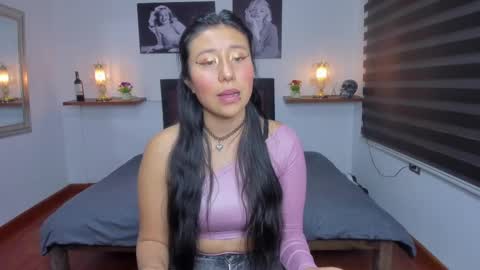  Nohemi   online show from 02/04/25, 07:36