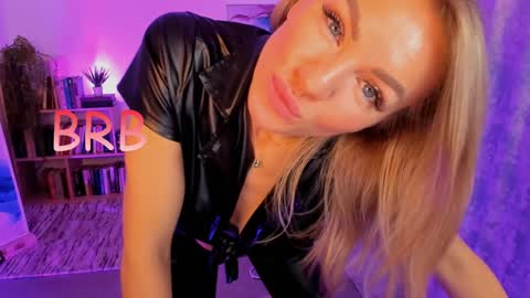 oliva_candy online show from 01/11/25, 11:08