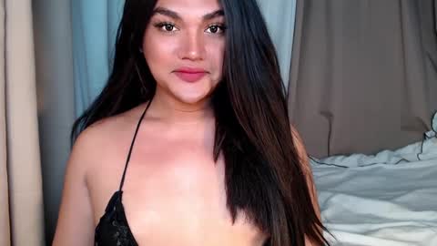 oliviahot22 online show from 12/16/24, 10:41