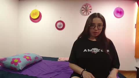 Angie  Daniela online show from 12/21/24, 07:57