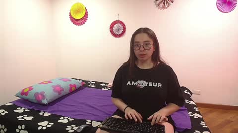 Angie  Daniela online show from 12/10/24, 06:41