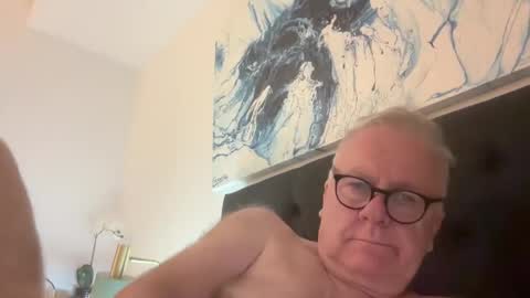 ozhairybearxxxx online show from 12/24/24, 11:31