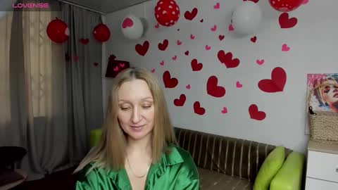 passionate_lioness66 online show from 02/12/25, 07:29