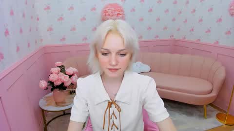 Beautiful Molly online show from 11/14/24, 11:38