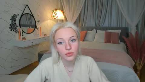 Beautiful Molly online show from 11/20/24, 11:04