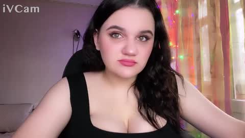 penny_perry online show from 12/28/24, 11:27